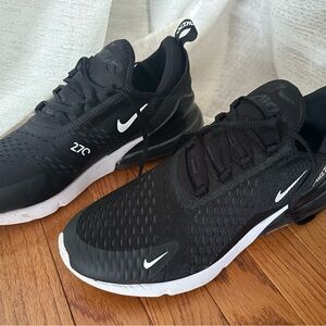 Nike Air Max 270. Black and white. Men’s size 10.5